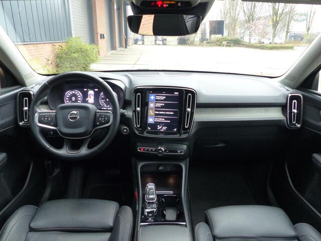 Volvo XC40 T4 Inscription | Panoramadak | Leder | Elektr. stoelen & memory