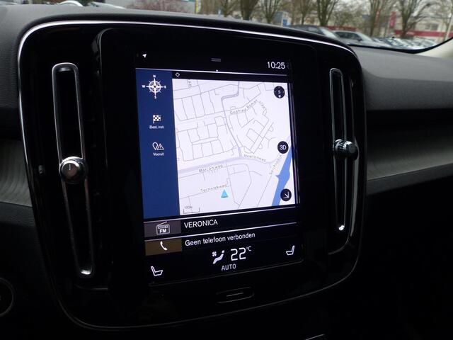 Volvo XC40 T4 Inscription | Panoramadak | Leder | Elektr. stoelen & memory