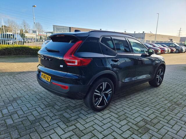 Volvo XC40 1.5 T5 Recharge R-Design | Navigatie | Stoelverwarming | Trekhaak |
