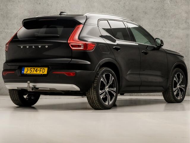Volvo XC40 1.5 T5 Recharge Inscription 262Pk Automaat (PANORAMADAK, APPLE CARPLAY, LEDER, STUUR/STOELVERWARMING, TREKHAAK, CAMERA, KEYLESS, GETINT GLAS, ADAPTIVE CRUISE, ELEK ACHTERKLEP, NIEUWSTAAT)