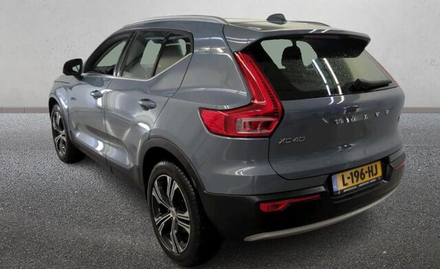 Volvo XC40 1.5 T5 Recharge 262 pk Business Pro Panodak Trekhaak ACC Pilot Assist Camera PDC v+a Adaptieve Cruise Stoelverwaring Stuurverwarming 19 Inch Velgen Carplay Android Plug in Hybride NL Auto 1e Eigenaar