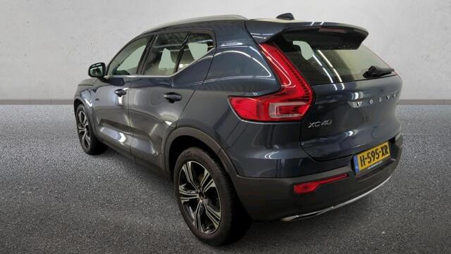 Volvo XC40 1.5 T5 Twin Engine 262 pk Inscription Leer Navi Camera Parkeersensoren v+a Stoelverwarming 19 Inch Velgen Elek.Achterklep Led Koplampen Plug In Hybride Recharge NL Auto lage Kilometerstand