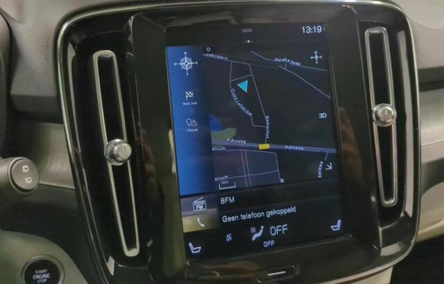 Volvo XC40 1.5 T5 Twin Engine 262 pk Inscription Leer Navi Camera Parkeersensoren v+a Stoelverwarming 19 Inch Velgen Elek.Achterklep Led Koplampen Plug In Hybride Recharge NL Auto lage Kilometerstand