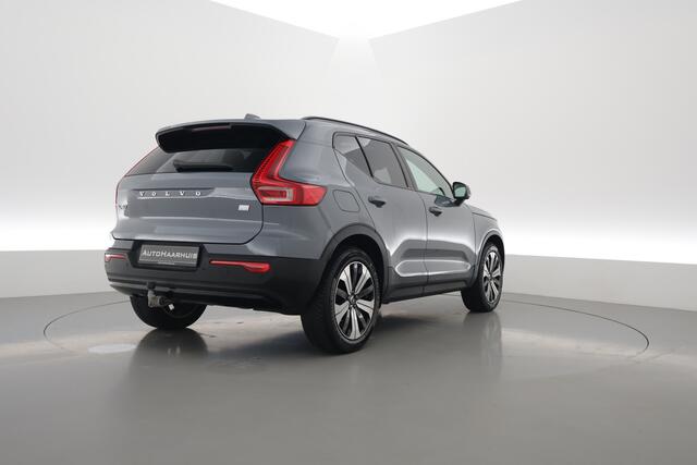 Volvo XC40 1.5 T4 Plug-in hybrid Ultimate Dark | Pano | Dig. Cockpit | Nav+CarPlay | Stuur+Stoelverw. | Harman/Kardon | Leder | 360*+PDC | Elek. Trekhaak | Led V
