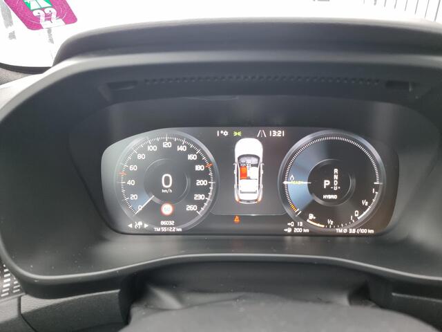 Volvo XC40 1.5 T5 Recharge R-Design Expression | Elektrische Achterklep | Open dak | Trekhaak |