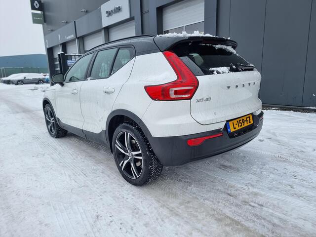 Volvo XC40 1.5 T5 Recharge R-Design Expression | Elektrische Achterklep | Open dak | Trekhaak |