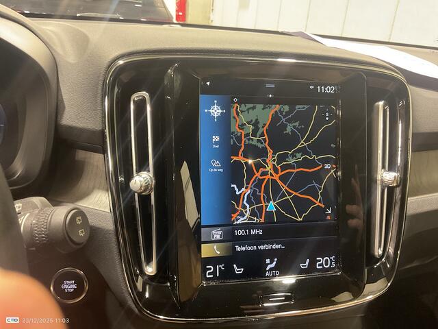 Volvo XC40 1.5 T4 Recharge Inscription PANO | VOL LEER | TREKH. | MEMORY