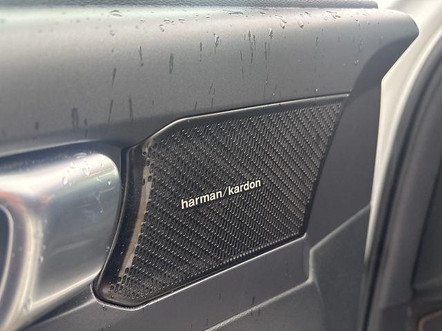 Volvo XC40 1.5 T5 Recharge Inscription | Panoramadak | Trekhaak | Adaptive cruise control | Harman Kardon audio | Stoelverwarming |