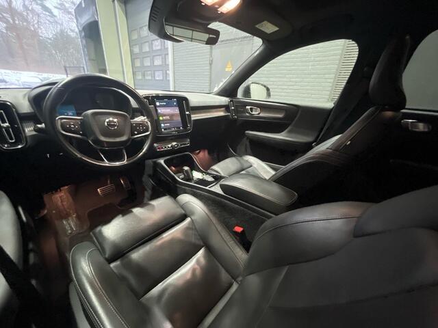 Volvo XC40 Recharge P8 AWD R-Design | Incl. BTW | Panoramadak | ACC | Trekhaak | 360° Camera | harman/kardon | 20 Inch