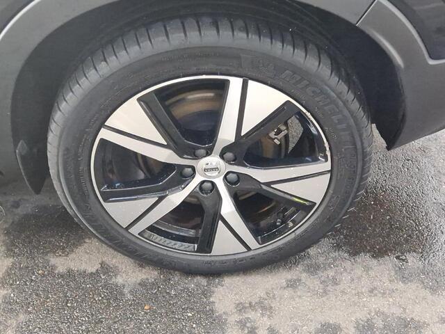 Volvo XC40 Recharge P8 AWD R-Design Carplay Adapt.Cruis Stoelverw. Elektr a.klep