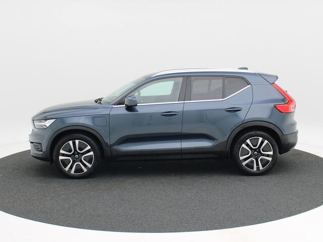 Volvo XC40 1.5 T5 Recharge Inscription 263 Pk | Harman/Kardon | Trekhaak Elektrisch | Stoel- & Stuurverwarming | Virtual Cockpit | Camera | LED | 19 Inch
