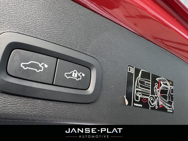 Volvo XC40 Recharge Core Camera | Stoel- en stuurverw. | SoH 98%!!