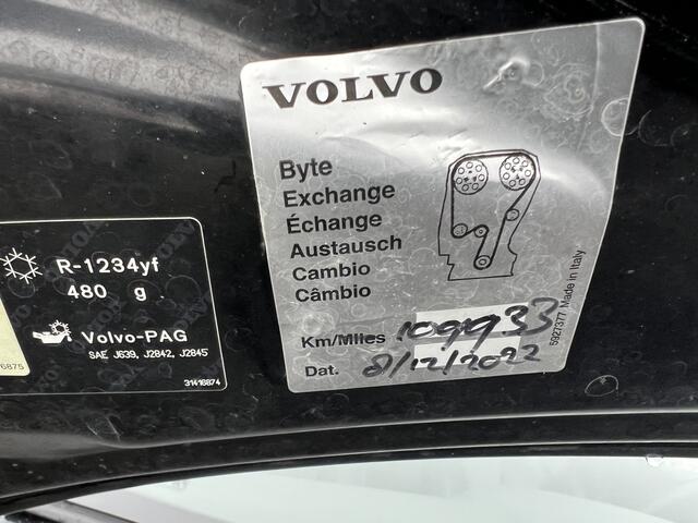 Volvo XC40 2.0 D3 AWD Momentum Pro | Nieuw Binnen! | Automaat | Stoelverwarming | Leder