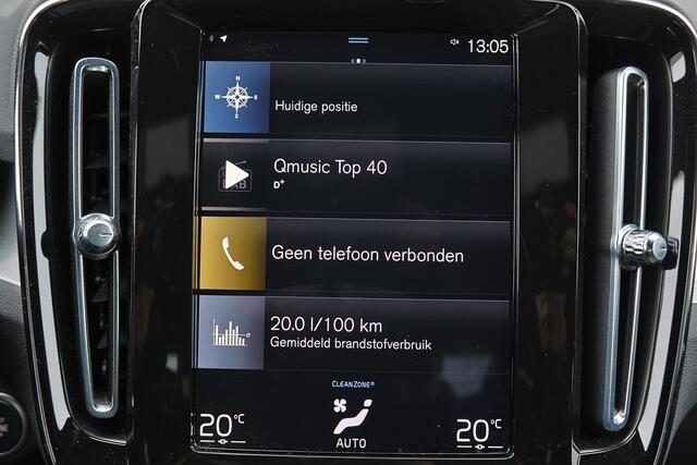 Volvo XC40 T2 Momentum Business - IntelliSafe Assist - Parkeercamera achter - Parkeersensoren voor & achter - Apple Carplay & Android Auto - High Performance audio - Extra getint glas - 18' LMV