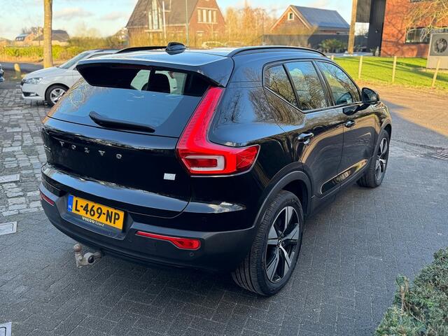 Volvo XC40 Recharge P8 AWD R-Design
