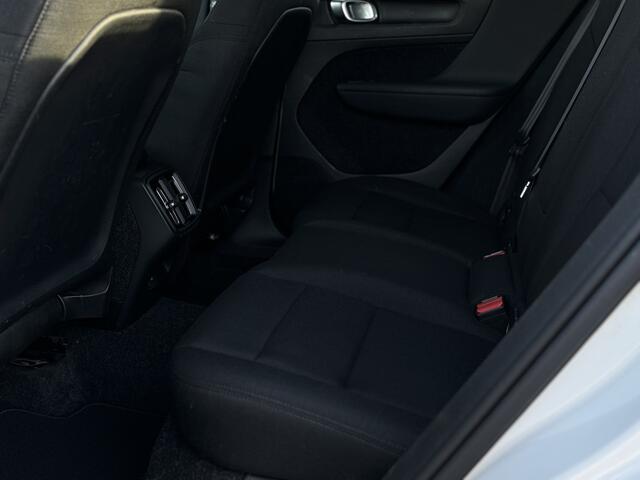 Volvo XC40 2.0 T4 AUT Wegdraaibare trekhaak | Navi |