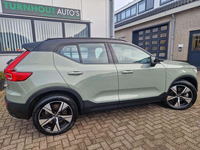 Volvo XC40 Recharge P8 AWD R-Design Park Assist Pack
