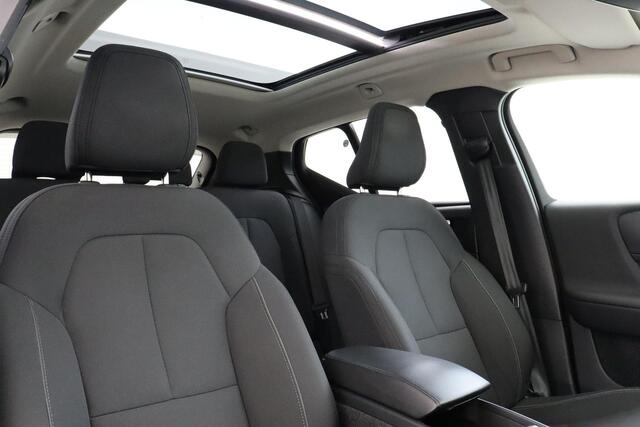 Volvo XC40 T4 RECHARGE INSCRIPTION EXPRESSION -PANO.DAK|HARMAN/KARDON|CAMERA|PRIVACY.GLAS|VERW.VOORRUIT|STYLING.PACK|DAKSPOILER