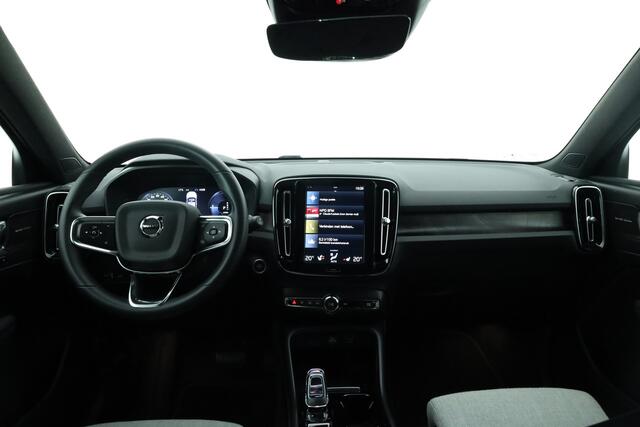 Volvo XC40 1.5 T5 Plug-in hybrid Plus Dark | Adapt. Cruise | Harman Kardon | Stoel- Stuurverw. | 360*+PDC | Keyless | Nav+CarPlay | Elek. Klep V