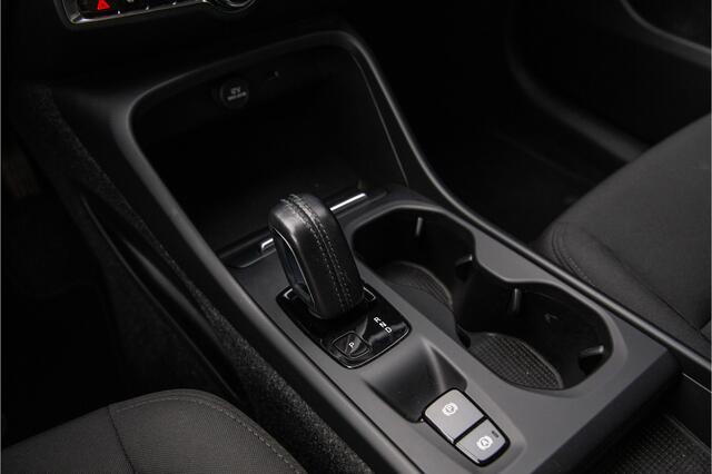 Volvo XC40 1.5 T4 Recharge Inscription Expression , Trekhaak, Stoel/stuurverwarming,