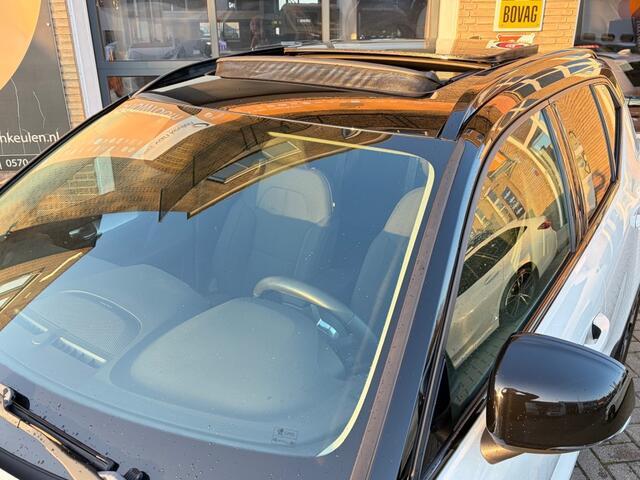 Volvo XC40 1.5 T4 RECHARGE R-DESIGN EXPRESSION PANODAK/LED/2-TONE/NL-AUTO/1E EIG.