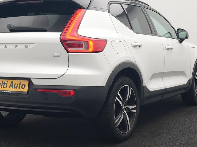 Volvo XC40 T5 Recharge R-Design Plug In Hybrid 263pk Dealer O.H. PHEV | Adaptive Cruise | Camera | Lederen Sportstoelen Memory & Verwarmd | Apple Carplay | Stuur Verwarmd | 19"L.M | Virtual | Blis | Navigatie | DAB |