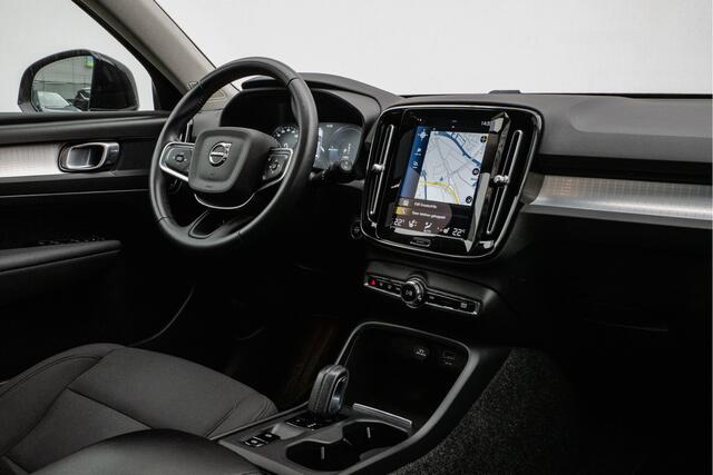Volvo XC40 1.5 T4 Recharge Inscription Expression Panoramadak/ Stoel-stuurverwarming/ Navigatie/ Carplay/ Pdc v+a/ 19" Lmv
