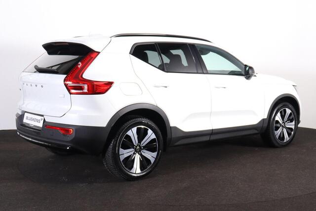 Volvo XC40 T5 Recharge Plus Dark - IntelliSafe Assist - 360º Camera - Verwarmde voorstoelen & stuur - Parkeersensoren voor & achter - Elektr. bedienb. voorstoelen met geheugen links - Draadloze tel. lader - Extra getint glas - 19' LMV