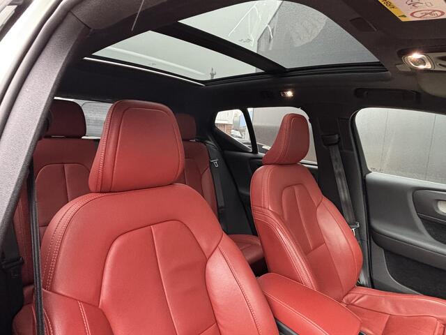 Volvo XC40 1.5 T5 Recharge R-Design / Leder / 360 camera / Pan. dak / Trekhaak / Allseason / Elekt stoel. /