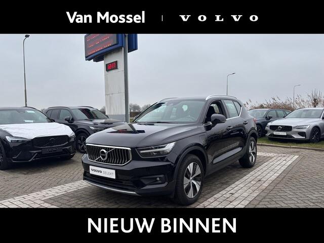 Volvo XC40 T4 Recharge Inscription Expression | Parkeercamera |