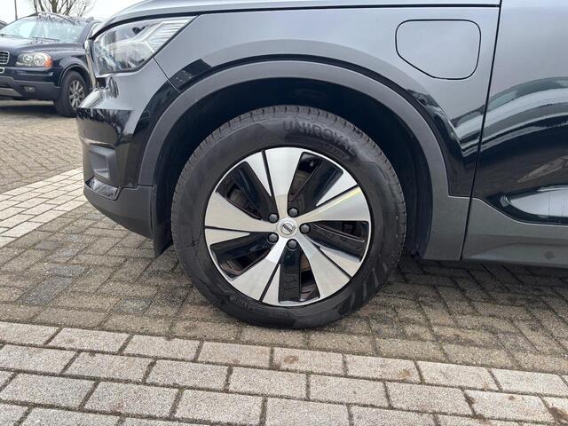 Volvo XC40 T4 Recharge Inscription Expression | Parkeercamera |