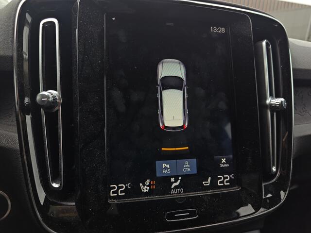 Volvo XC40 T4 Momentum | Rijklaarprijs | Intelli Safe |