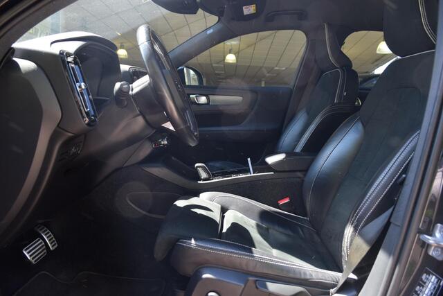 Volvo XC40 1.5 T4 Recharge R-Design 1EIG|STOELVW|CAM|NAV|ELEK