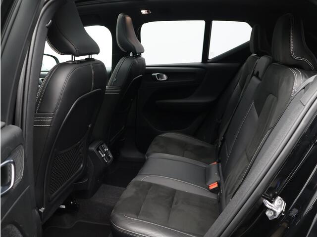 Volvo XC40 1.5 T3 R-Design / Panoramadak / 360 Camera / Harman Kardon / Nubuck Bekleding / Adaptive Cruise / BLIS / Getint Glas /