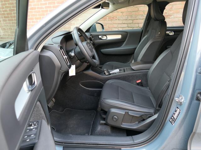 Volvo XC40 1.5 T3 AUT Momentum Pro 12MND garantie / Pilot assist / DAB+ / C