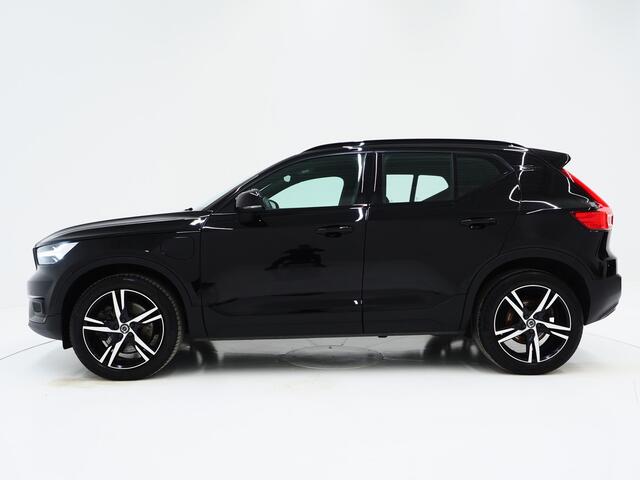 Volvo XC40 1.5 T5 Recharge R-Design Full Black | Camera | Keyless | Virtual | DAB | Climate | Zwarte Hemel | Carplay