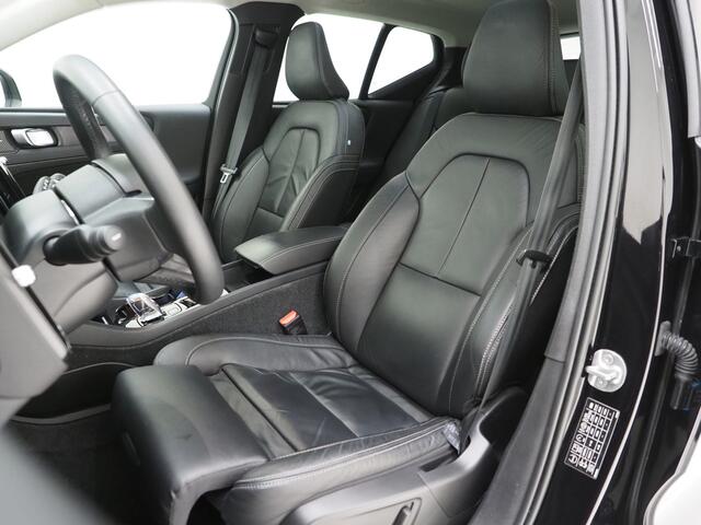 Volvo XC40 1.5 T5 Plug-in hybrid Ultimate Dark | Panoramadak | Pilot Assist | Harman/Kardon | Leder | Keyless | 360 | BLIS | Carplay
