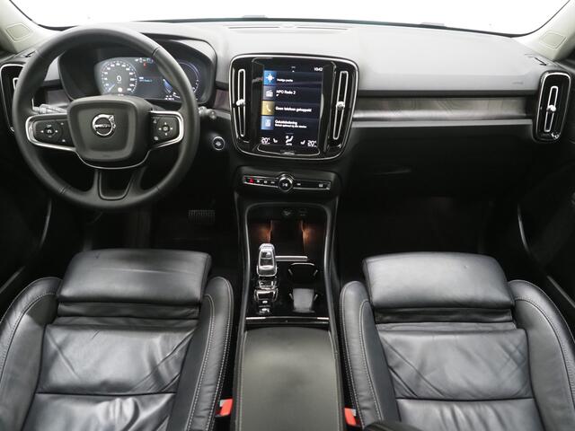 Volvo XC40 1.5 T5 Plug-in hybrid Ultimate Dark | Panoramadak | Pilot Assist | Harman/Kardon | Leder | Keyless | 360 | BLIS | Carplay