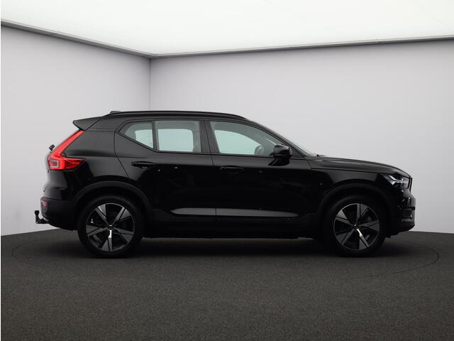 Volvo XC40 Recharge P8 AWD R-Design / Trekhaak / 360 camera / Stoel+stuur+vorruitverwarming