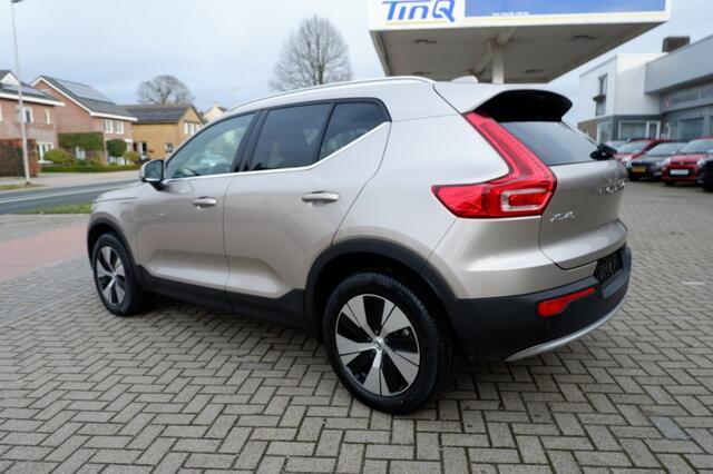 Volvo XC40 1.5 T5 Core-Bright / INCL. 12 mnd BOVAG / Keyyless /E.Achterklep