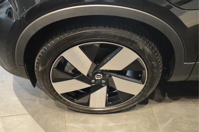 Volvo XC40 1.5 T5 Plug-in hybrid Ultimate Dark pano camera 20 inch !!