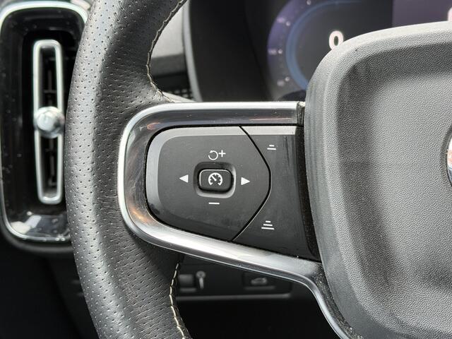 Volvo XC40 BWJ 2020 Recharge P8 408 PK AWD R-Design TREKHAAK | FULL LED | ADAPTIVE CRUISE | STOEL+STUURVERW. | CAMERA | HALF LEDER | ELEKTR. ACHTERKLEP | DAB | CARPLAY + ANDROID | LMV | PDC