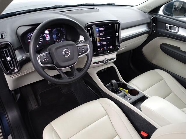 Volvo XC40 1.5 T4 Recharge Inscription Aut- Panoramadak, Elek Trekhaak, Stuur/Stoelverwarming, Camera, Leder Interieur