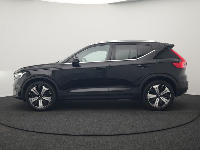Volvo XC40 T4 Plus Bright Plug In Hybrid 211pk Dealer O.H. PHEV | Adaptive Cruise | Camera | Sportstoelen Memory & Verwarmd | Harman / Kardon | Stuur Verwarmd | Apple Carplay | Keyless | Navigatie | DAB |