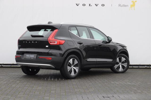 Volvo XC40 T4 211PK Automaat Plug-in hybrid Core Bright / Apple carplay / Parkeersensoren met camera / Stoelverwarming / Elektrische achterklep / Keyless entry / Parkeersensoren met camera