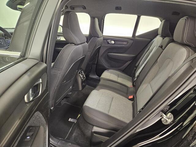 Volvo XC40 1.5 T4 Plug-in hybrid Core Bright | Facelift | Navigatie | keyless entry/start | Cruise control | Apple carplay/android auto | Regensensor | Zitvlak verlengers |