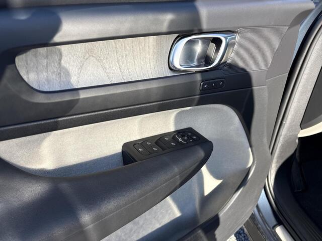 Volvo XC40 2.0 T5 PHEV Inscription