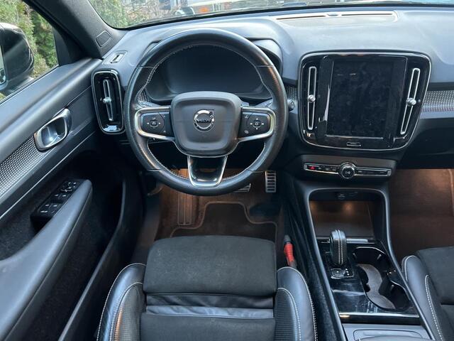 Volvo XC40 Recharge P8 AWD R-Design NL-AUTO | TREKHAAK | GOOGLE NAVI