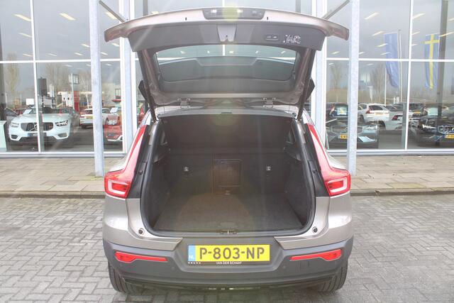 Volvo XC40 T4 Recharge Inscription | 360 camera | H&K Audio | Schuif/kantel dak | Stoel/stuur verwarming | BLIS |