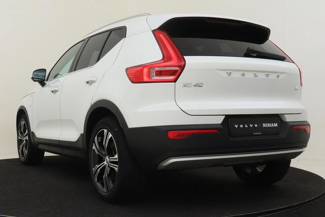 Volvo XC40 T4 RECHARGE INSCRIPTION -PANO.DAK|HARMAN/KARDON|360°CAM|POWER-SEATS|LEDER|ALL-SEASON|19"